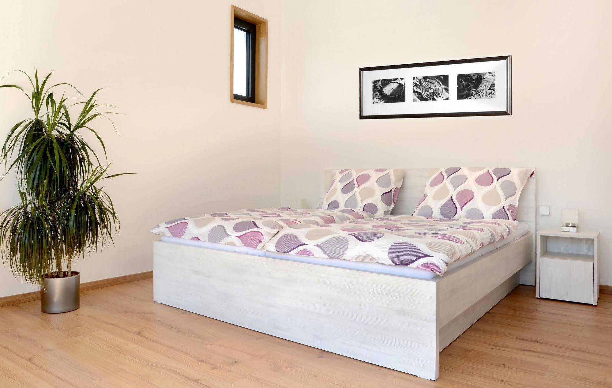 Apartmány Eden - Rezidence Luhačovice Esterno foto